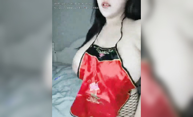 巨乳
